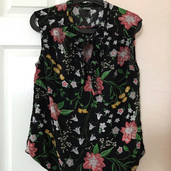 Old Navy Tops - Floral Top